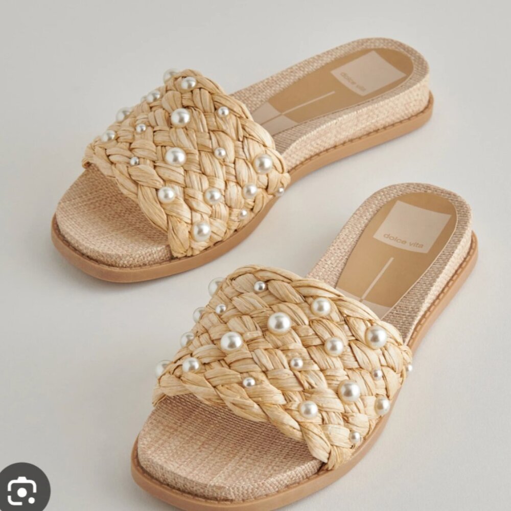 Dolce Vita Grazie Pearl Sandals - Picture 9 of 9